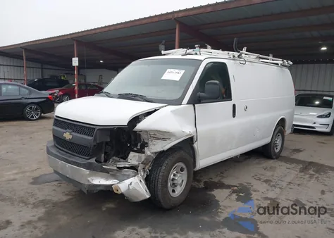 2014 Chevrolet Express 2500 Work Van z USA, uszkodzony, nr VIN 1GCWGFCA3E1914175